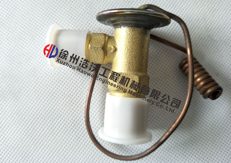 沃爾沃EC55B挖掘機(jī)空調(diào)膨脹閥